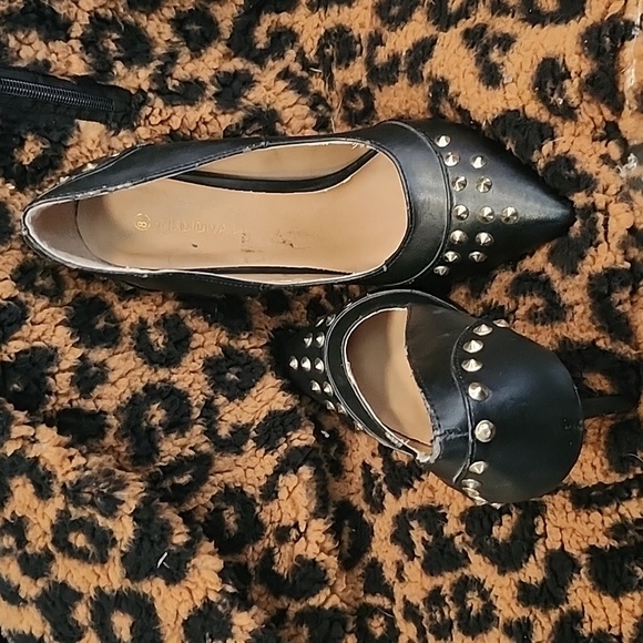 Studded Heels - Picture 3 of 4
